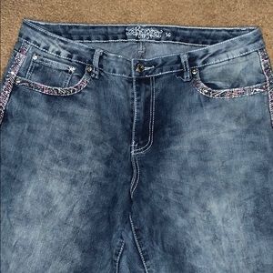 Revolt jeans size 16.Worn twice.